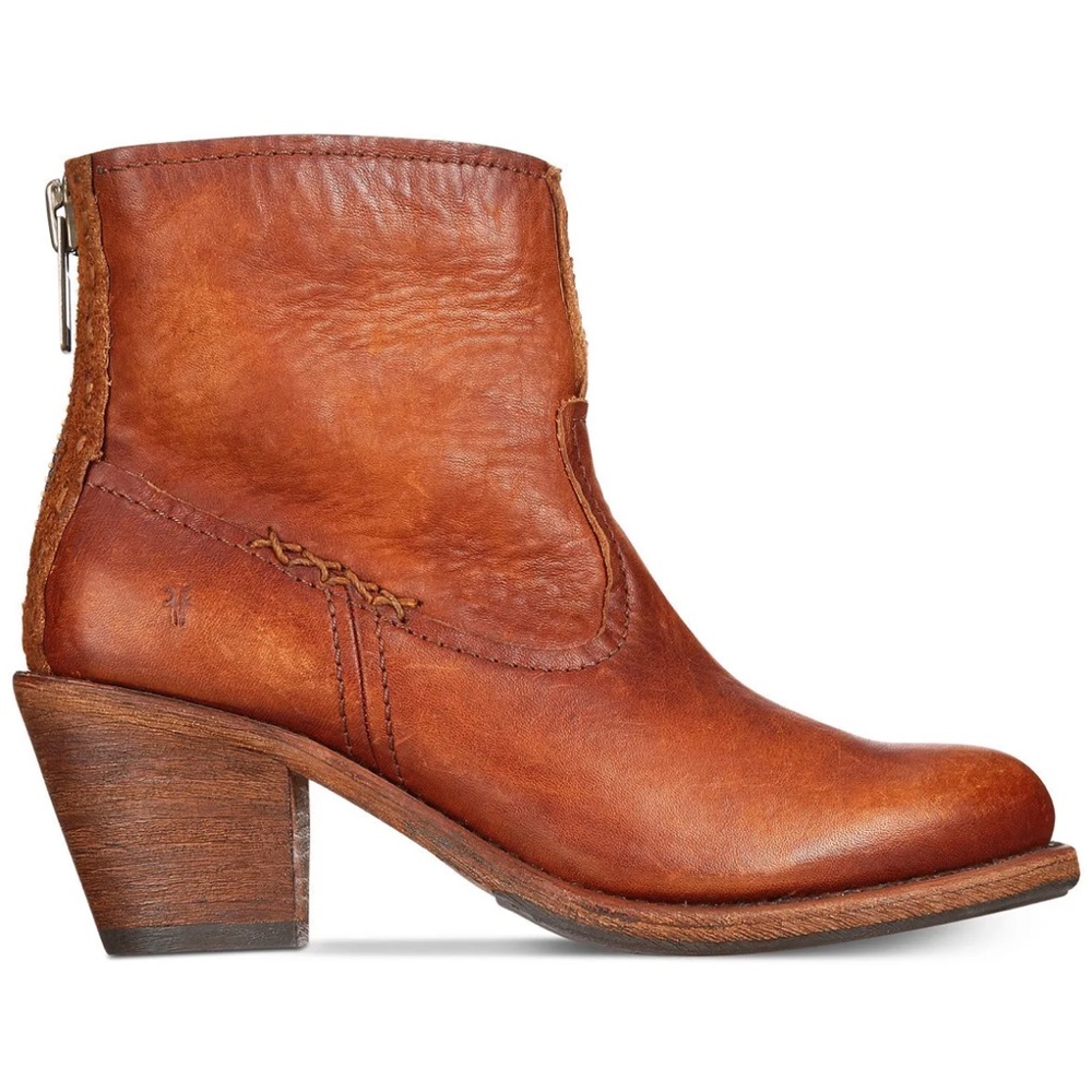 New, Frye Leslie Artisan Leather Ankle Boot, Cognac color, Size 10B.